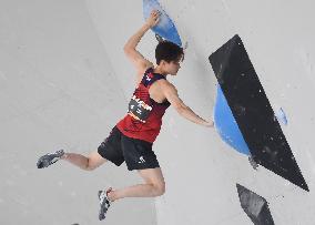 (SP)HUNGARY-BUDAPEST-OLYMPIC QUALIFIER SERIES BUDAPEST-SPORT CLIMBING-WOMEN'S BOULDER & LEAD FINAL-BOULDER