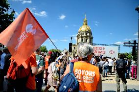 Rally Of Christians Against The Far Right - Paris