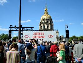 Rally Of Christians Against The Far Right - Paris