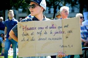 Rally Of Christians Against The Far Right - Paris