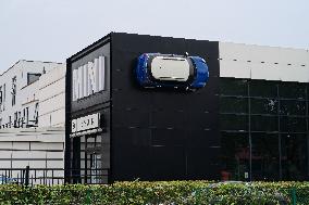 BMW Mini Cooper Store