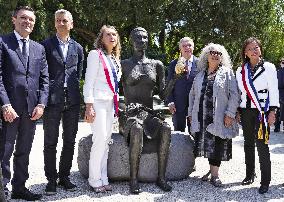 Olympic sculpture unveiled in Paris