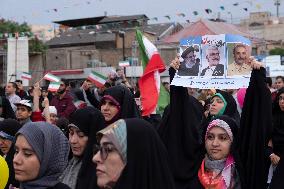 Iran-Elections-Supporters Of Saeed Jalili