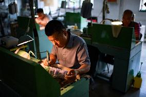 (MASTER OF CRAFTS)CHINA-JADE CARVING-INHERITOR-STUDIO (CN)