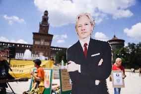 Free Julian Assange Demonstration In Milan