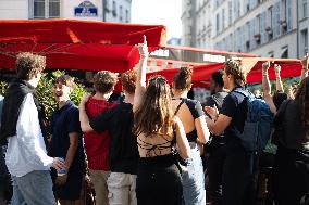 People watch the Fotball Game France - Poland - Paris