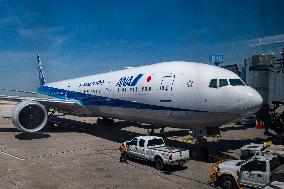 All Nippon Airways Boeing 777-300ER At Chicago O'Hare International Airport