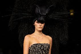 PFW - Alexis Mabille Runway