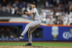 MLB New York Yankees Vs New York Mets