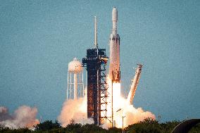 SpaceX Falcon Heavy Launches GOES-U from NASA Kennedy Space Center,