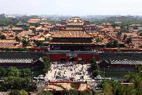 Visitors Visit the Forbidden City in Beijing