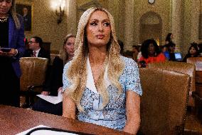 Paris Hilton Testifies About Childhood Abuse - Washington