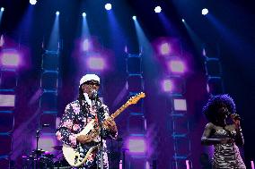 Nile Rodgers & CHIC At The Zenith - Paris