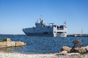 French helicopter carrier Mistral in Tallinn