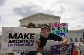Abortion Opponents At The Supreme Court As A Decision Is Released On Emergency Abortions