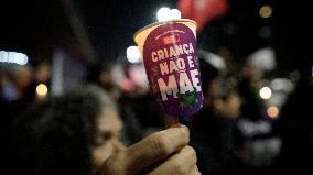 Hundreds Of Brazilians Demand Congress Shelve A Bill That Equates Abortion With Homicide