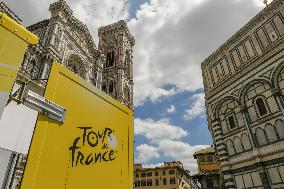 Tour De France race - Team presentation