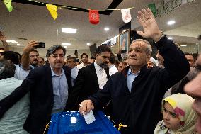Presidential Elections Day, Masoud Pezeshkian