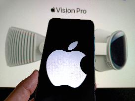 Apple Vision Pro on Sale in China