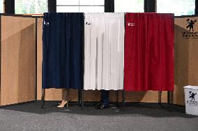 Emmanuel And Brigitte Macron At The Polling Station - Le Touquet