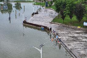 Nanjing Launches Level-III Flood Control Emergency Response