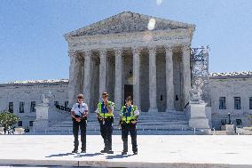 U.S.-WASHINGTON, D.C.-SUPREME COURT-TRUMP-CRIMINAL PROSECUTION-IMMUNITY-RULING