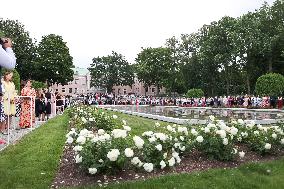 President meets top graduates at annual Rose Garden ceremony