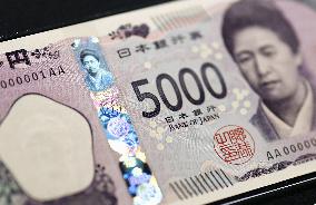 Japan launches new banknotes