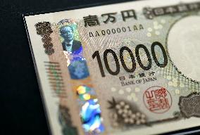 Japan launches new banknotes