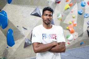 France team of Climbing bouldering for the 2024 Olympics  - Fontainebleau