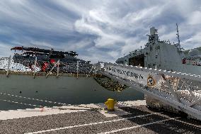 Royal Canadian Navy Ship HMCS Charlottetown - Toulon