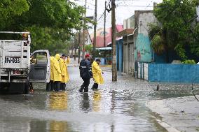 Hurricane Beryl Batters Mexico's Coast - Cancun