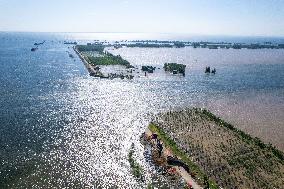 Dike Breach Repairs In China's Second-Largest Freshwater Lake
