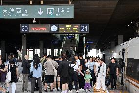 CHINA-TIANJIN-DAXING AIRPORT INTERCITY RAILWAY-SUMMER TRAVEL RUSH (CN)