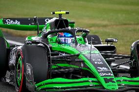 (SP)BRITAIN-SILVERSTONE-AUTO-F1 GRAND PRIX-QUALIFYING SESSION