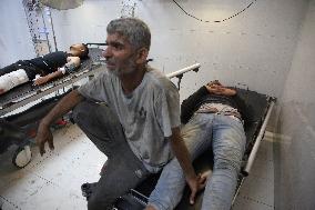 MIDEAST-GAZA-KHAN YOUNIS-INJURED PEOPLE