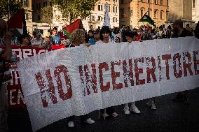 No Incinerator Demonstration In The Streets Of Central Rome