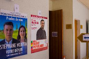 French Community In Lisbon, Portugal, Go To Vote For The Elections Legislatives At France In 2nd Round.