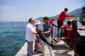 Sting And Trudie Styler At Global Festival - Ischia