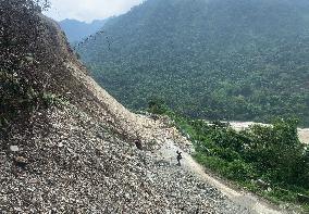 India Weather Hill Road Landslides