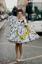 PFW - Viktor and Rolf Street Style