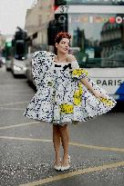 PFW - Viktor and Rolf Street Style