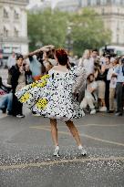 PFW - Viktor and Rolf Street Style