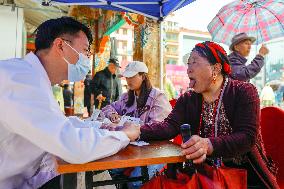 CHINA-SICHUAN-KANGDING-HEALTHCARE CAMPAIGN (CN)