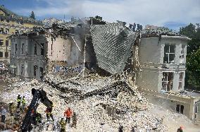 Russia hits Okhmatdyt childrens hospital with Kh-101 missile