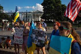 Ukrainian Rally In Front Of The White House Against Russian Missile Attack On A Children’s Hospital