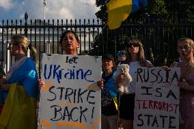 Ukrainian Rally In Front Of The White House Against Russian Missile Attack On A Children’s Hospital