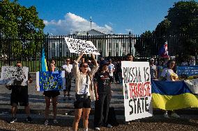 Ukrainian Rally In Front Of The White House Against Russian Missile Attack On A Children’s Hospital