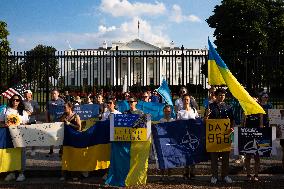 Ukrainian Rally In Front Of The White House Against Russian Missile Attack On A Children’s Hospital