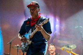 Tom Morello live performs in Villafranca